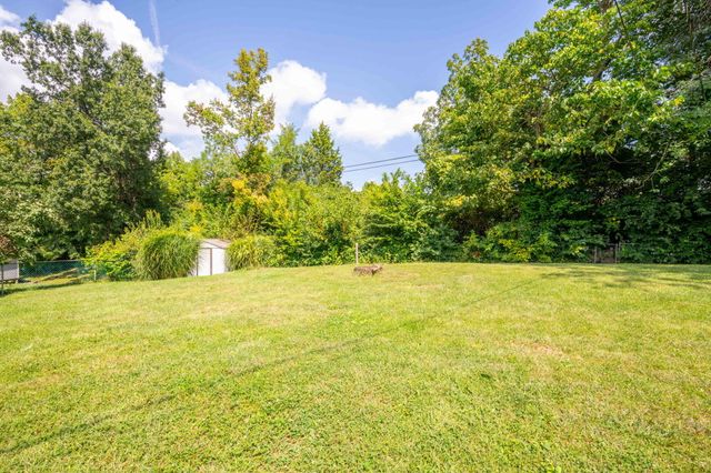 8444 Village Drive, Florence, KY 41042