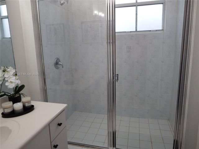4943 Leeward Ln 3204, Dania Beach, FL 33312
