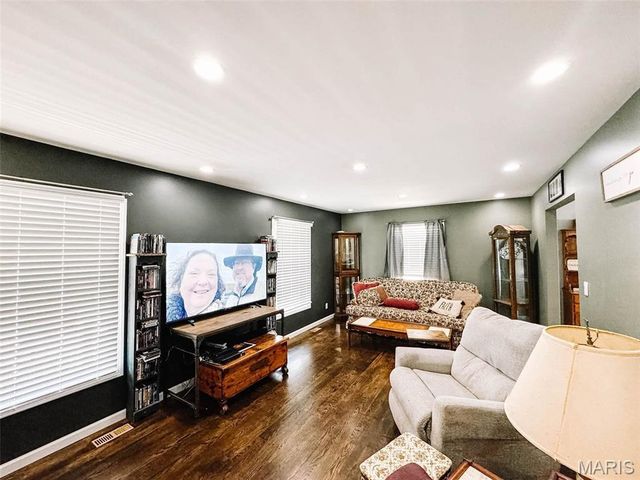 2610 Marsh Avenue, Hannibal, MO 63401