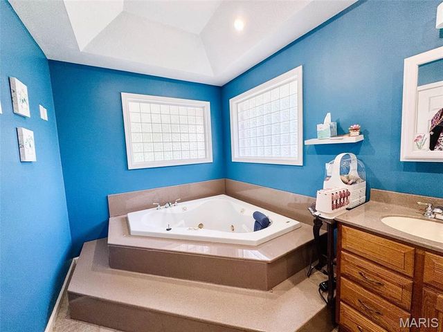 2610 Marsh Avenue, Hannibal, MO 63401