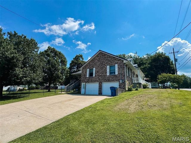 2610 Marsh Avenue, Hannibal, MO 63401