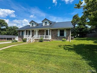 2610 Marsh Avenue, Hannibal, MO 63401