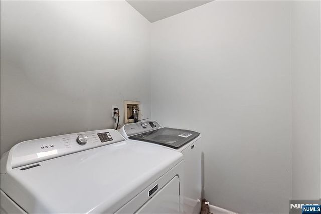 31 Lockley Court, Wayne, NJ 07470