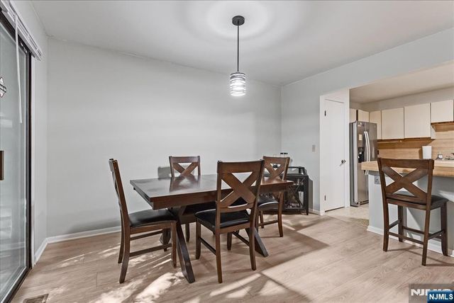 31 Lockley Court, Wayne, NJ 07470