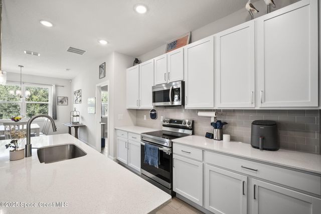 1849 Bermuda Court NW, Palm Bay, FL 32907