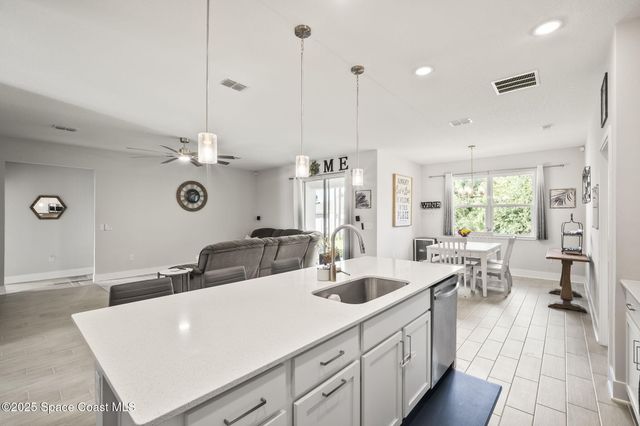 1849 Bermuda Court NW, Palm Bay, FL 32907