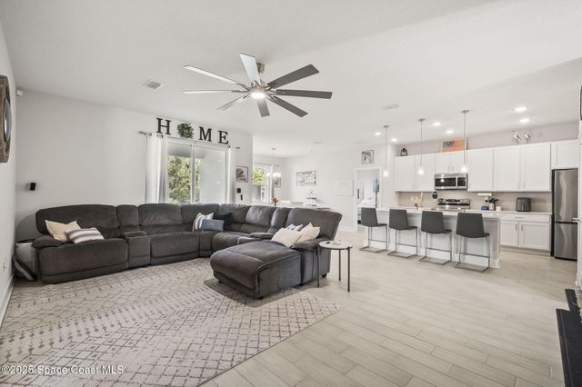 1849 Bermuda Court NW, Palm Bay, FL 32907