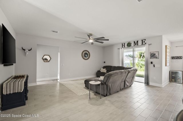 1849 Bermuda Court NW, Palm Bay, FL 32907