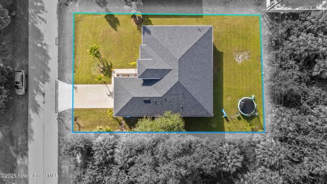 1849 Bermuda Court NW, Palm Bay, FL 32907