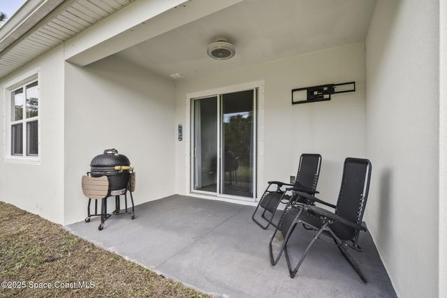 1849 Bermuda Court NW, Palm Bay, FL 32907