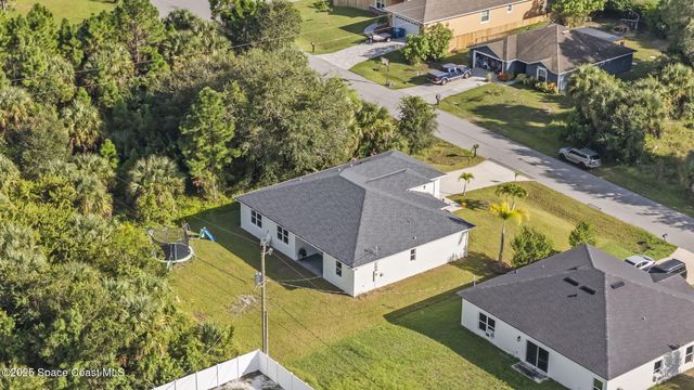 1849 Bermuda Court NW, Palm Bay, FL 32907