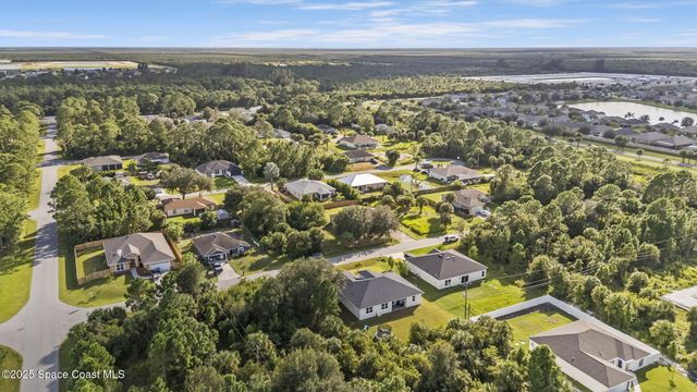 1849 Bermuda Court NW, Palm Bay, FL 32907