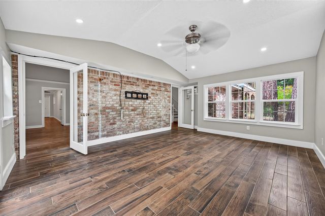 10703 Jaycreek Drive, Houston, TX 77070