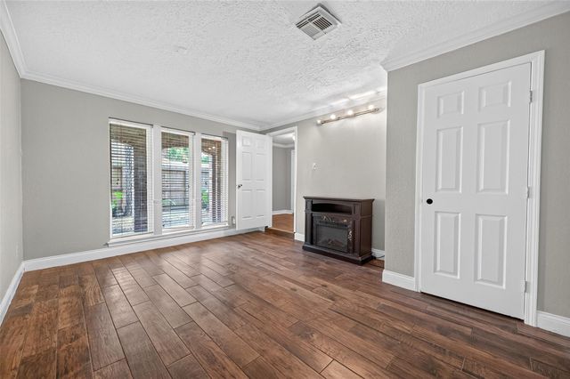 10703 Jaycreek Drive, Houston, TX 77070