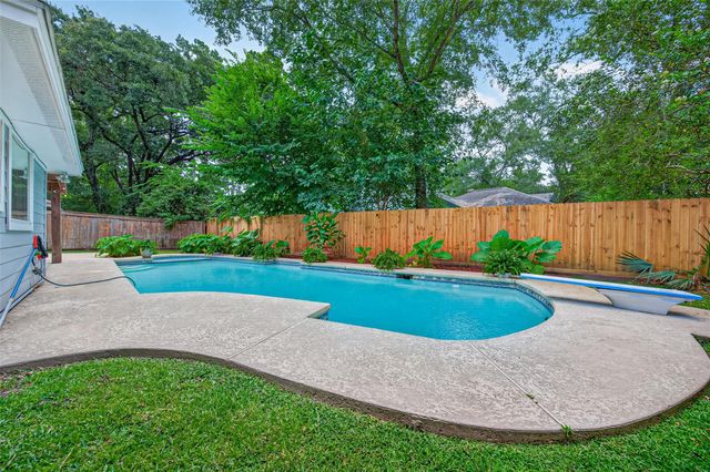 10703 Jaycreek Drive, Houston, TX 77070