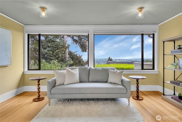 110 Smith Street, Seattle, WA 98109