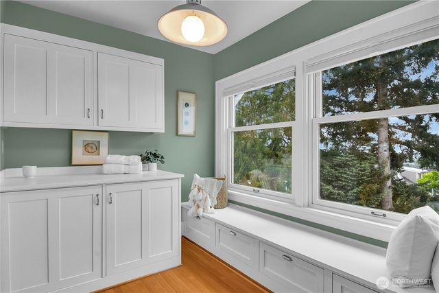 110 Smith Street, Seattle, WA 98109