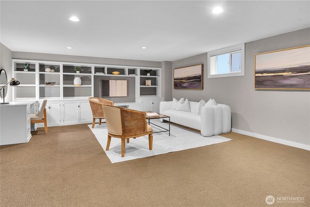 110 Smith Street, Seattle, WA 98109