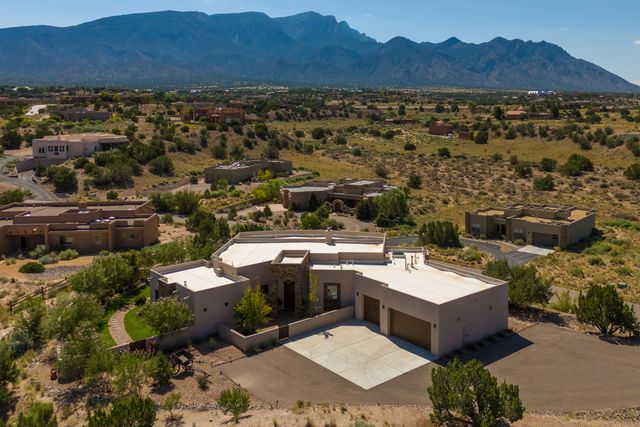 7 Anasazi Meadows Court, Placitas, NM 87043