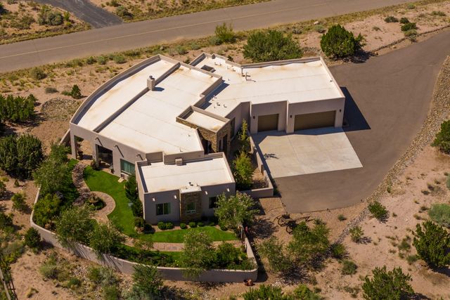 7 Anasazi Meadows Court, Placitas, NM 87043