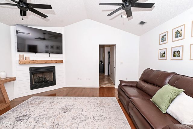 11485 PEACOCK CREEK Road, Glen St. Mary, FL 32040