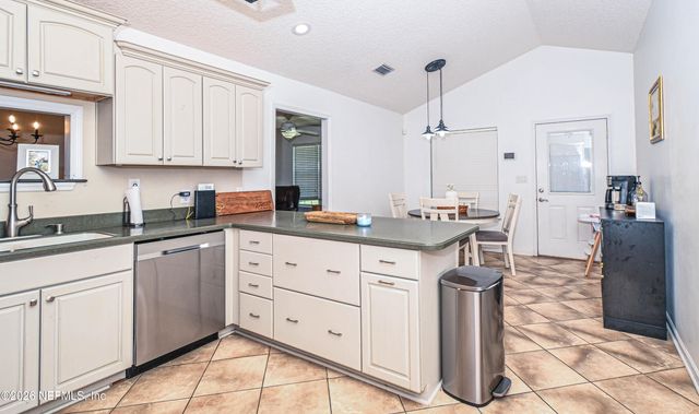 11485 PEACOCK CREEK Road, Glen St. Mary, FL 32040