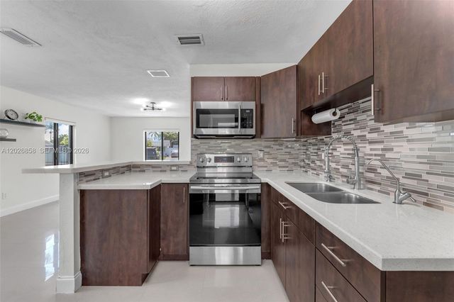 30624 SW 152nd Ct, Homestead, FL 33033