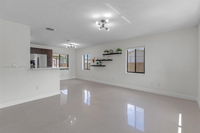 30624 SW 152nd Ct, Homestead, FL 33033