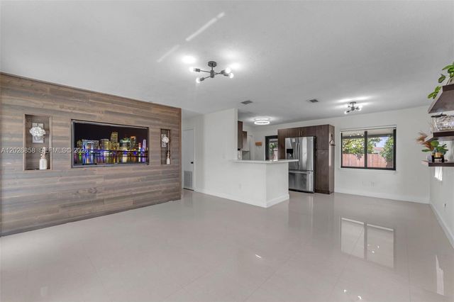 30624 SW 152nd Ct, Homestead, FL 33033