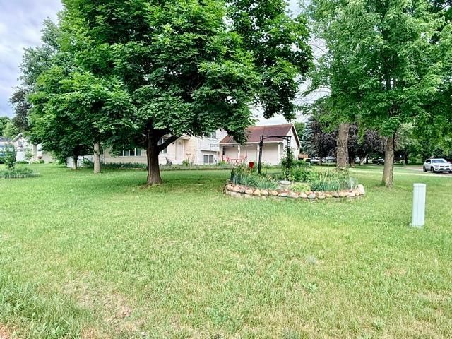 8234 109th Place N, Champlin, MN 55316