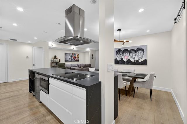 10433 Wilshire Boulevard 202, Los Angeles, CA 90024