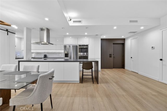 10433 Wilshire Boulevard 202, Los Angeles, CA 90024