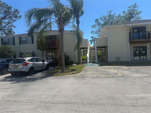 140 HUNTER LAKE DRIVE G, Oldsmar, FL 34677