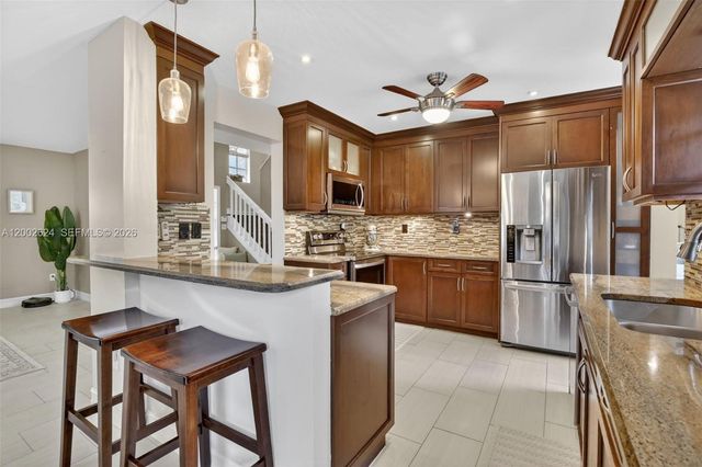 3613 Starboard Ave, Cooper City, FL 33026