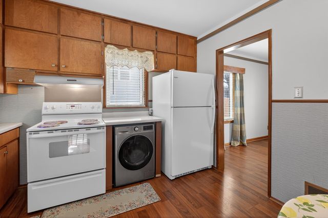 815 Byron Avenue, Waterloo, IA 50702