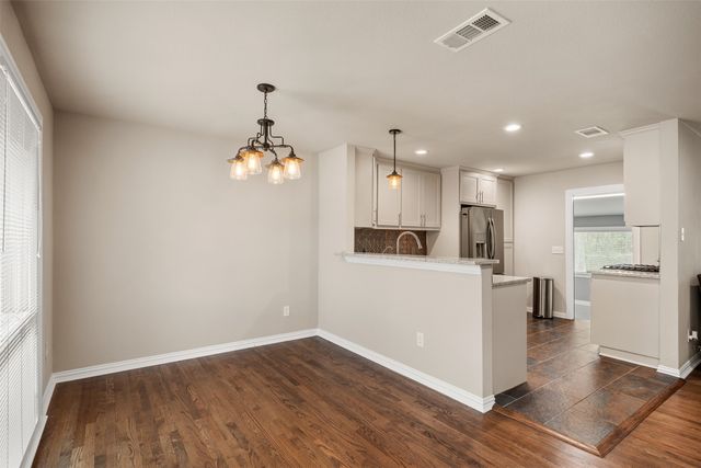 936 N Buckner Boulevard, Dallas, TX 75218