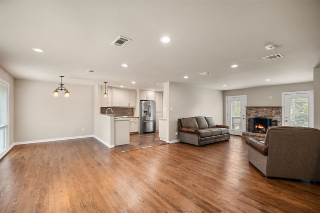 936 N Buckner Boulevard, Dallas, TX 75218