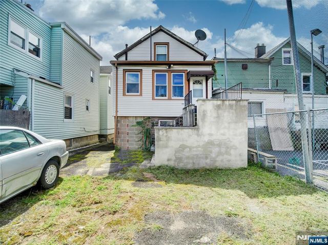515 Monroe Street, Orange, NJ 07050