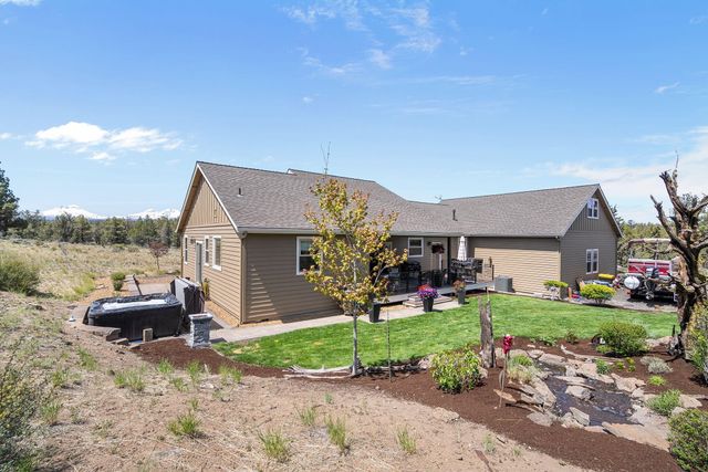 68050 Fryrear Road, Sisters, OR 97759