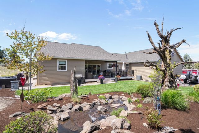 68050 Fryrear Road, Sisters, OR 97759