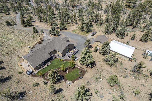 68050 Fryrear Road, Sisters, OR 97759