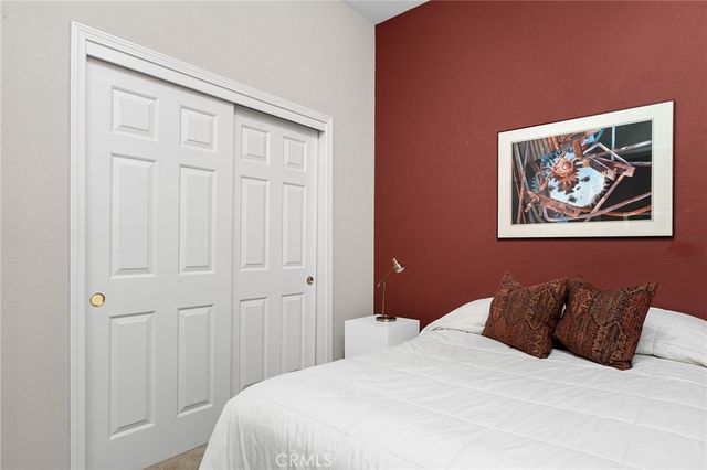 1975 Heritage Oak, Chico, CA 95928