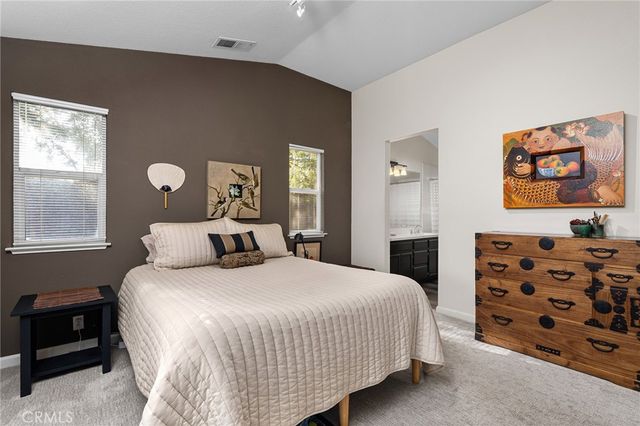 1975 Heritage Oak, Chico, CA 95928