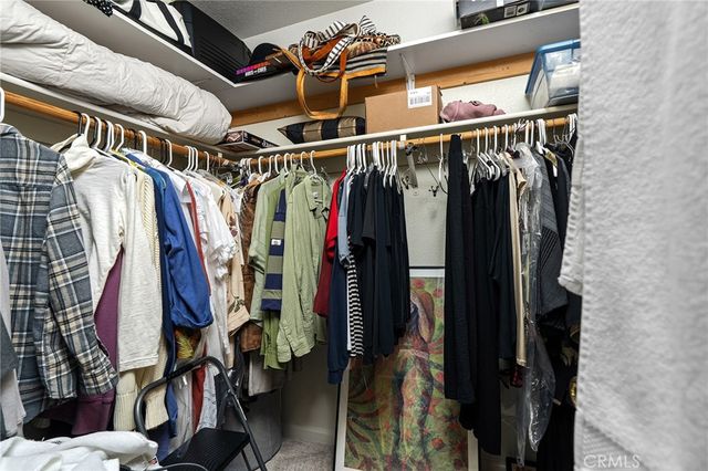 1975 Heritage Oak, Chico, CA 95928