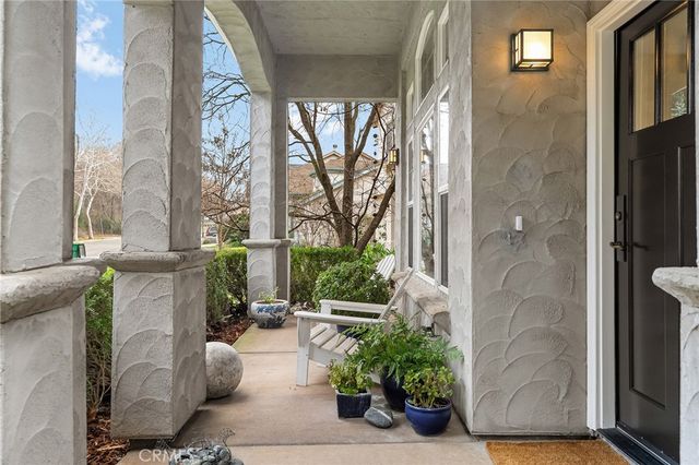 1975 Heritage Oak, Chico, CA 95928