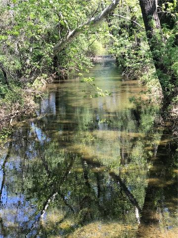 1975 Heritage Oak, Chico, CA 95928