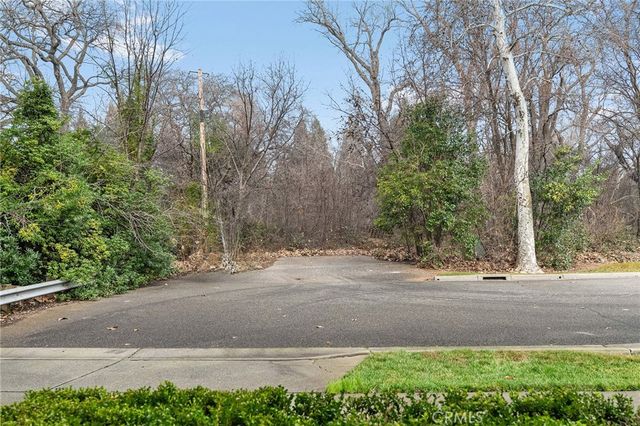 1975 Heritage Oak, Chico, CA 95928