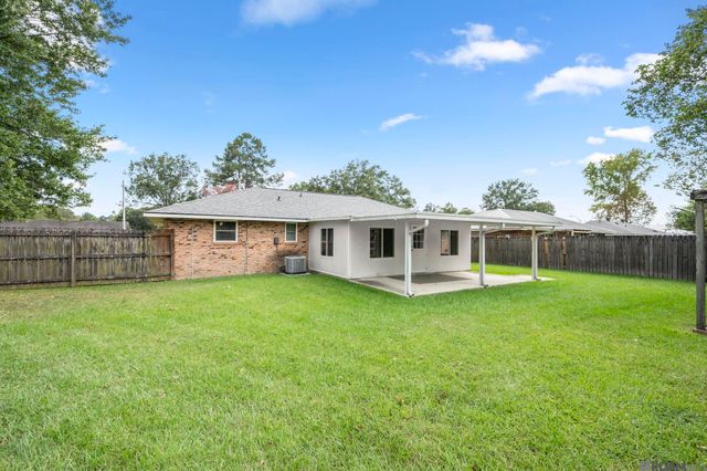 725 Kennedy Ave, Denham Springs, LA 70726