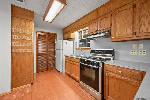 725 Kennedy Ave, Denham Springs, LA 70726
