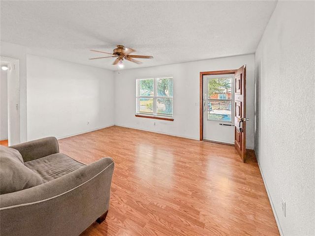 12337 Southgate Drive, Yukon, OK 73099
